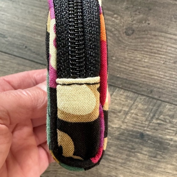 Vera Bradley Ear Buds Case - “Suzani” pattern - Picture 6 of 6